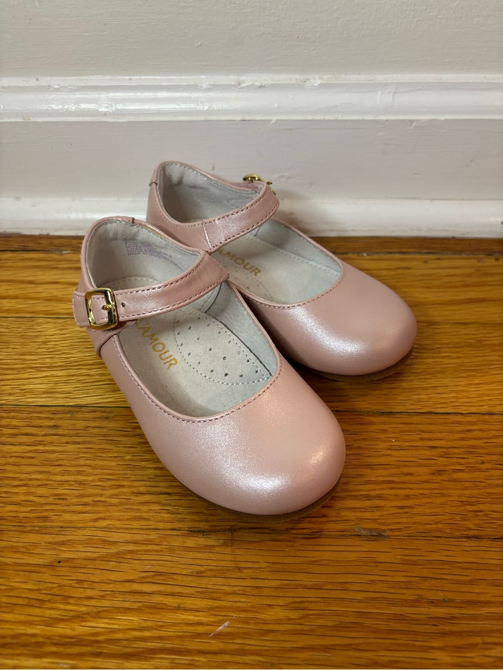 L’amour rose Mary Jane’s toddler girls size 8